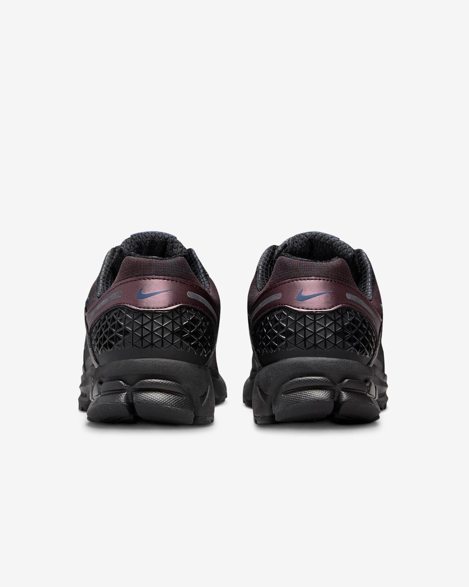 Nike Wmns Zoom Vomero 5 Nike Wmns Zoom Vomero 5