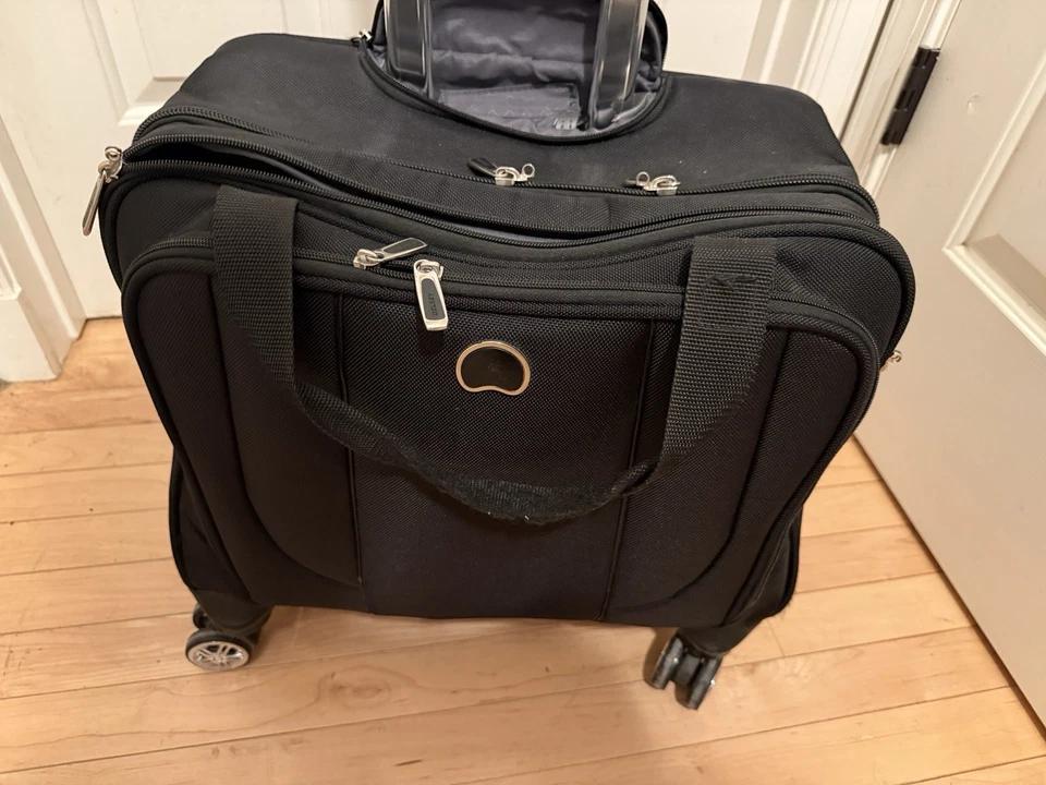 Delsey Lightweight 4-Wheeled Under Seat Carry On Suitcase Black - Image 2 of 4