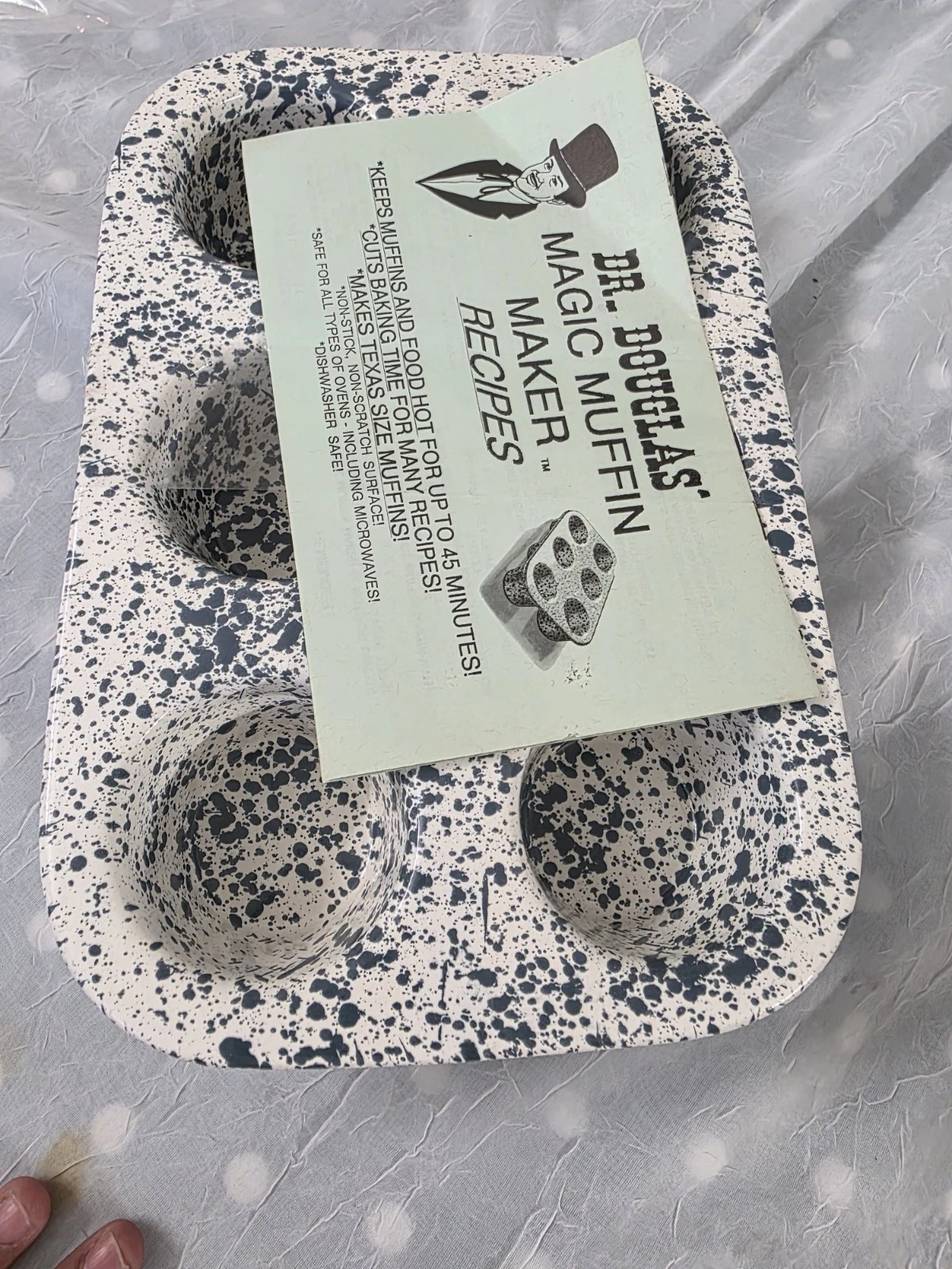 Dr. Douglas Vintage Magic Muffin Maker Cake Pan with Recipes Instructions