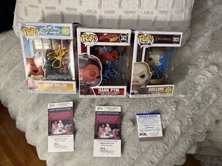 Signed Funko Pop Lot ZOOTOPIA 2 Ant Man Lord Of The Rings JSA COA PSA COA
