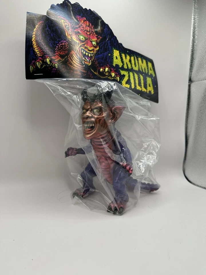 Juguete artístico Dingy Dave 8" Akumazilla Godzilla Devil Sofubi Foto 3 de 3