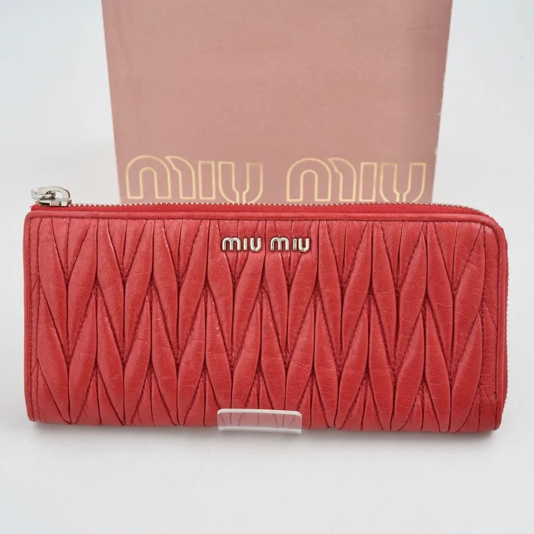 (あきさん専用)MIU MIU レザー 三つ折り財布 レッド Red Miu Miu Wallets for Women for sale | eBay