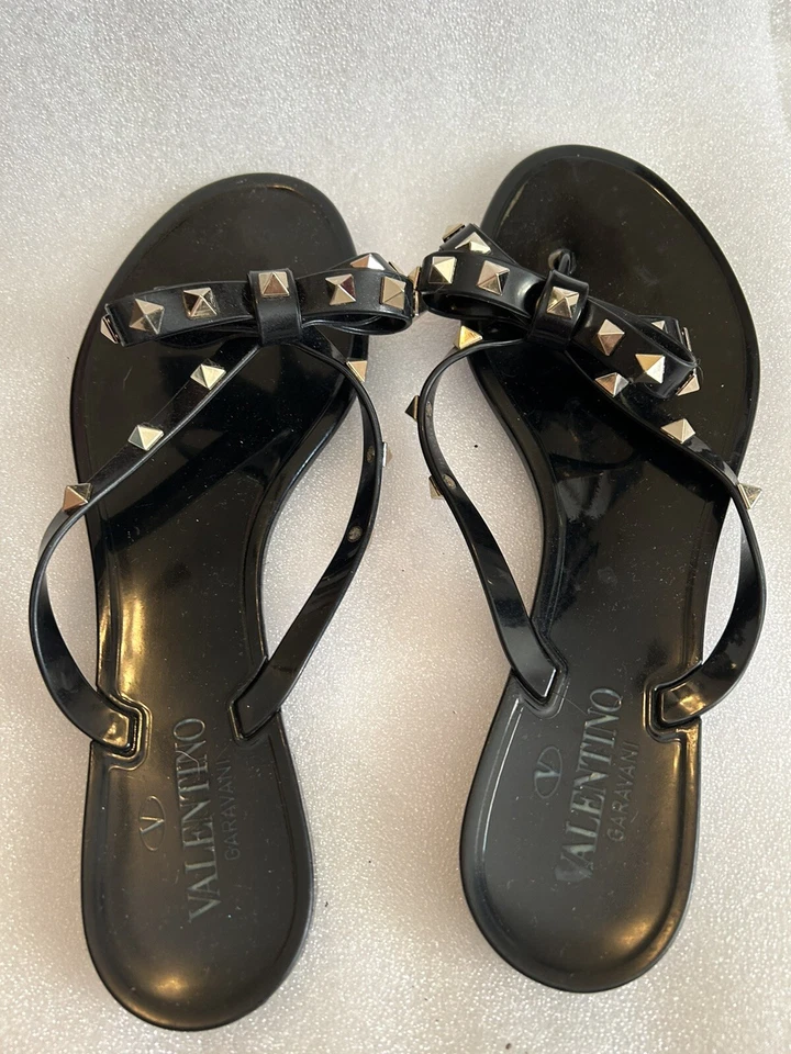 Valentino Garavani Rockstud PVC Flat Thong Sandals Size US9-10 EU40 Rocking Cool - Image 3 of 4