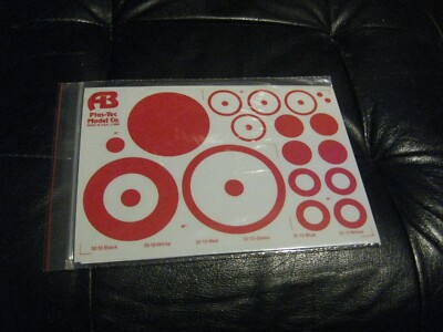 Plas-Tec Model Co.1988, 32-12 Red Roundels WW I kit - Universal Decal System