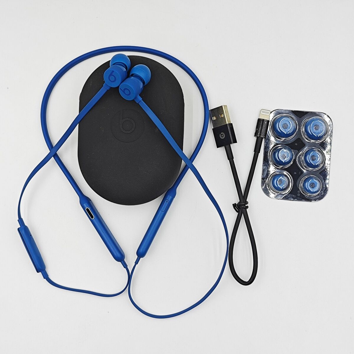 Beats by Dr. Dre BeatsX Wireless Bluetooth In Ear Headphones Beats by Dr. Dre BeatsX Wireless Bluetooth In Ear Headphones