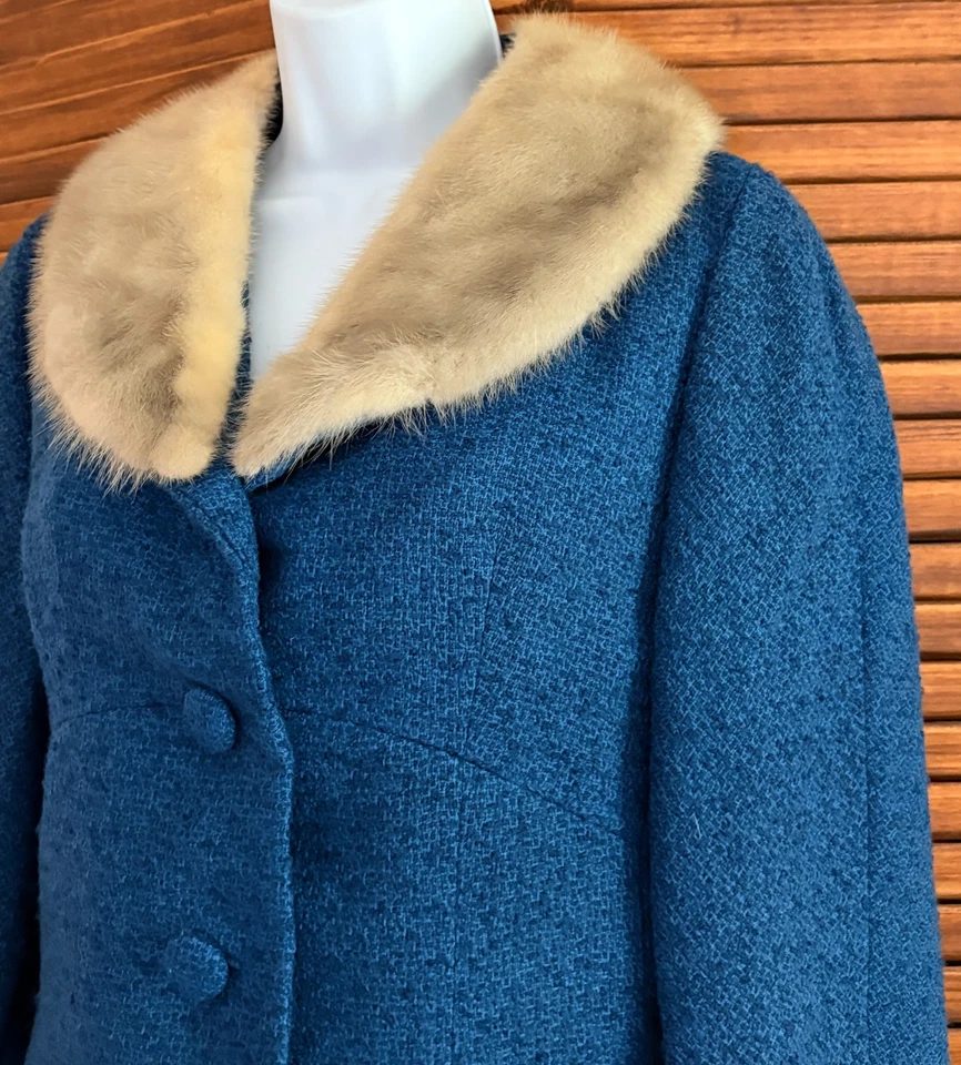 Vintage Zelinka Matlick Peacock Blue Wool Short Coat with Fur Trim Size M - Image 3 of 4