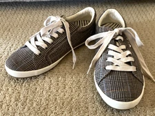 TAOS Star Brown Plaid Canvas Women’s Sneakers Sz 9W EXCELLENT