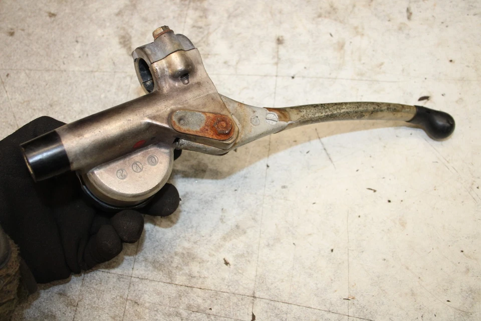 Honda CB750K 750 1976 cuatro cilindros maestros de freno delantero E15-4576 ABT Foto 3 de 4