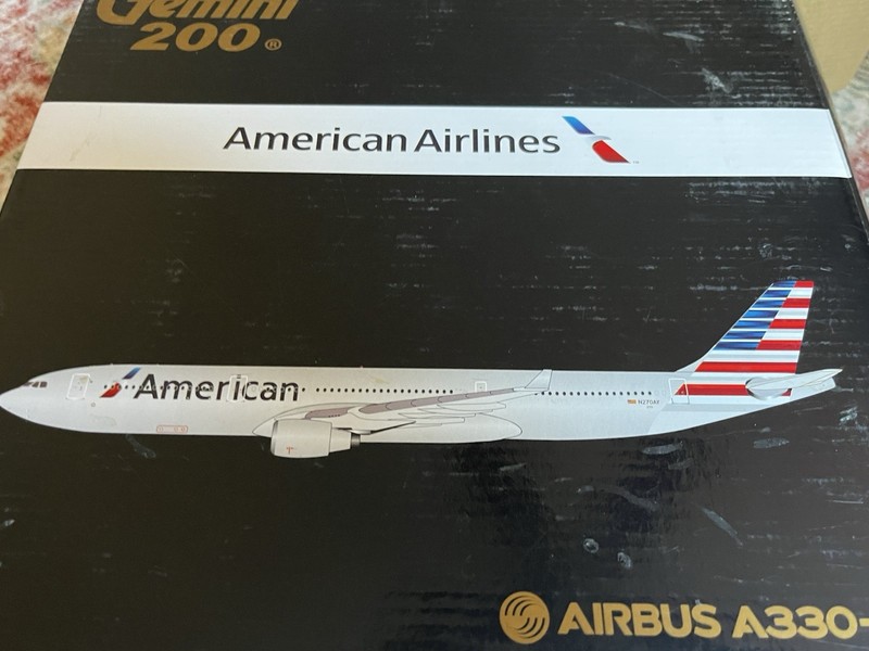 Gemini Jets GJAAL515 American Airlines Airbus A330-300 N270AY Diecast Model