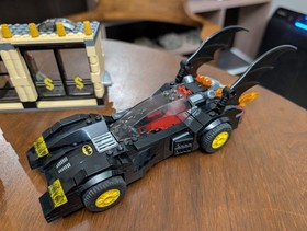 LEGO DC Comics Super Heroes: Batmobile and the Two-Face Chase (6864) 100% Comple