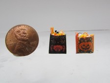 Dollhouse Miniature Halloween Trick or Treat Candy Bags Set of 2 LA103