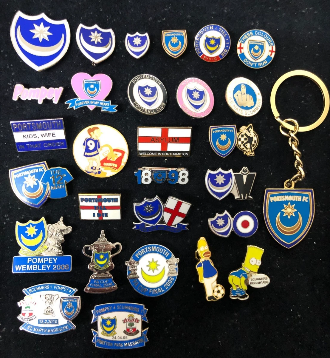 Ancien Insigne Boutonnière émaillé Portsmouth Pompey – Club Football Rare Collection