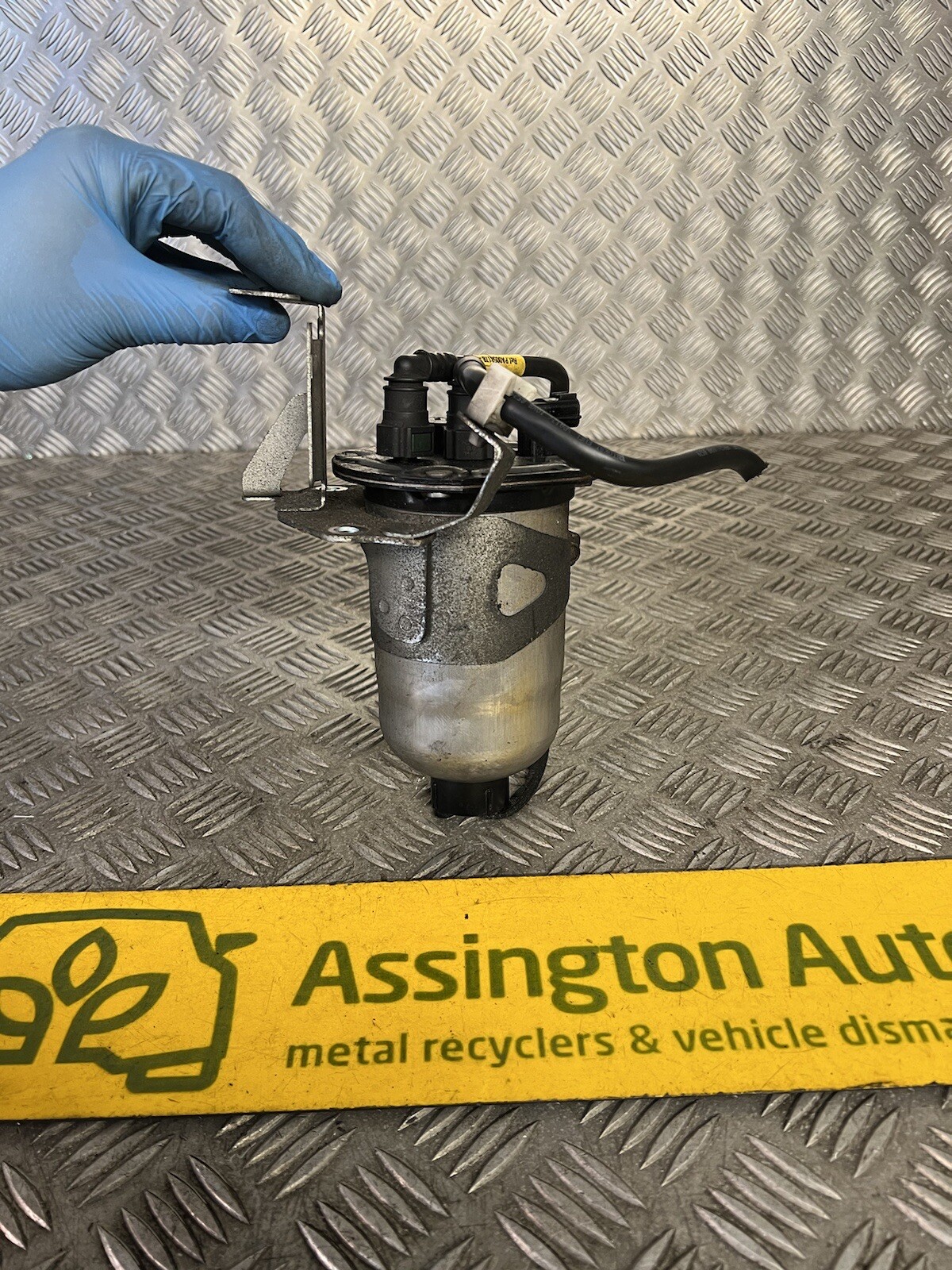 2015 ON. MK3 NISSAN NAVARA FUEL FILTER HOUSING 2.3 DIESEL 70370541  