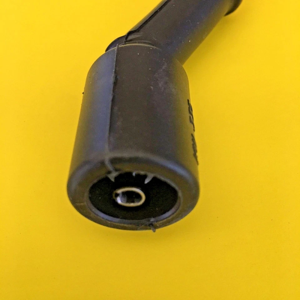 New OEM ACDELCO PROFESSIONAL 9748RR Spark Plug Wire Set for GM Vehicles - Image 4 of 4