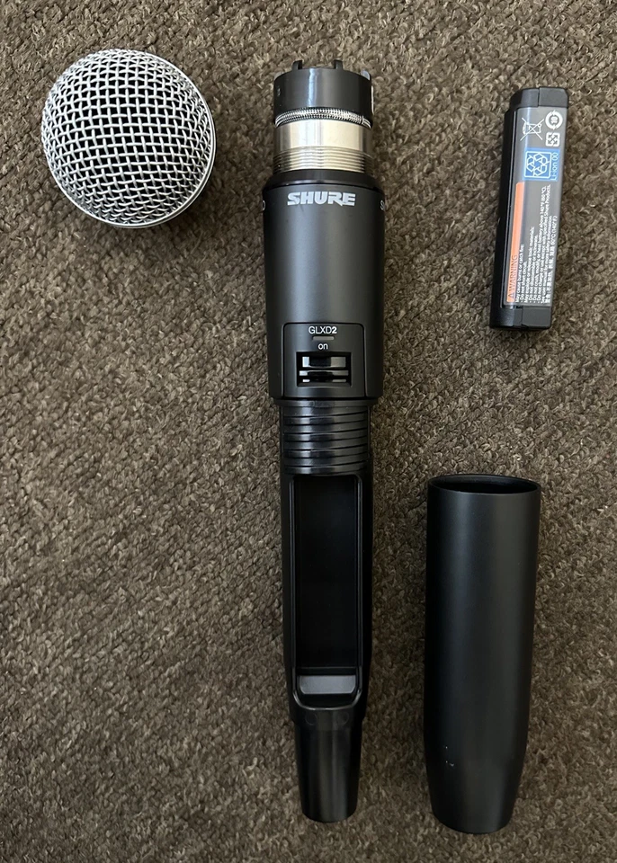 SHURE GLXD2 SM58 WIRELESS FOR PARTS OR REPAIR MICROPHONE IN VERY GOOD CONDITION - Image 2 of 4