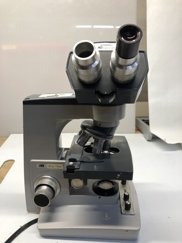 American Optical One Ten Microscope with 5 objective lenses MED - Picture 2 of 9