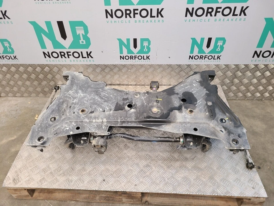 Suzuki SX4 S Cross JYB Front Subframe and Anti Roll Bar - Image 2 of 4