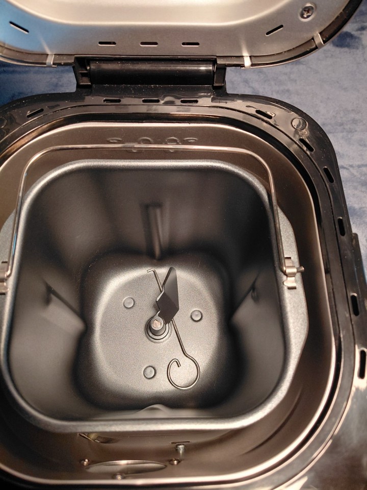 Cuisinart CBK-110 Compact Automatic Bread Maker Used Once SPOTLESS!! | eBay