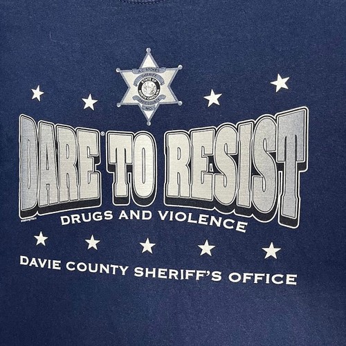 Gildan Tshirt Youth Small Blue Graphic Print Dare To Resist Y2k Drugs & Violence - Picture 3 of 9