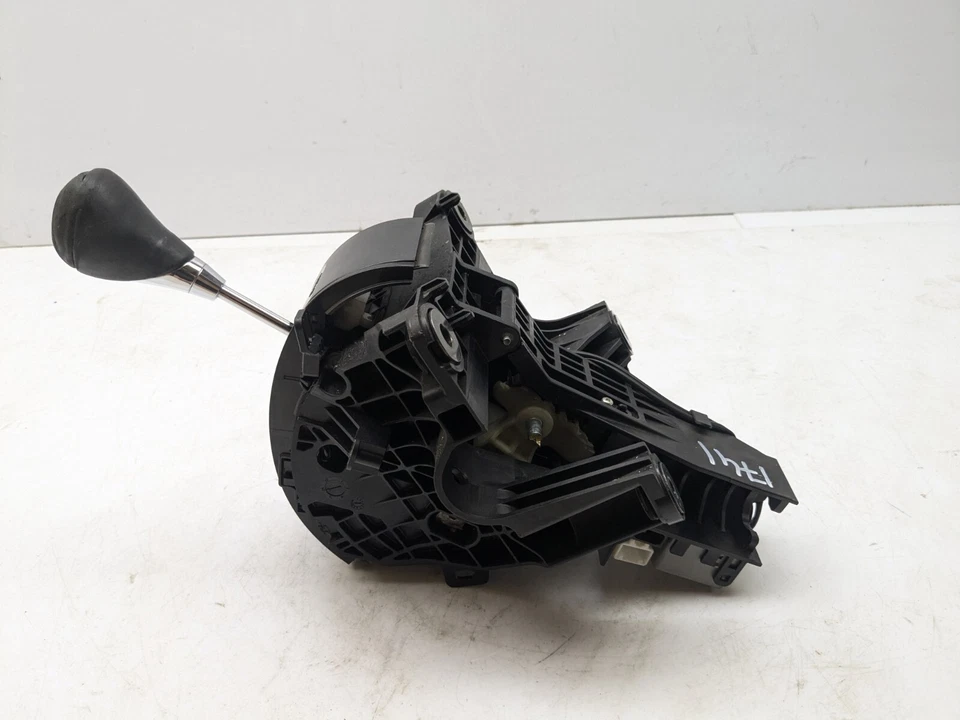 LEXUS RX 450H AL10 GEAR LEVER SELECTOR SHIFTER AUTOMATIC MK3 2010 - Image 3 of 4