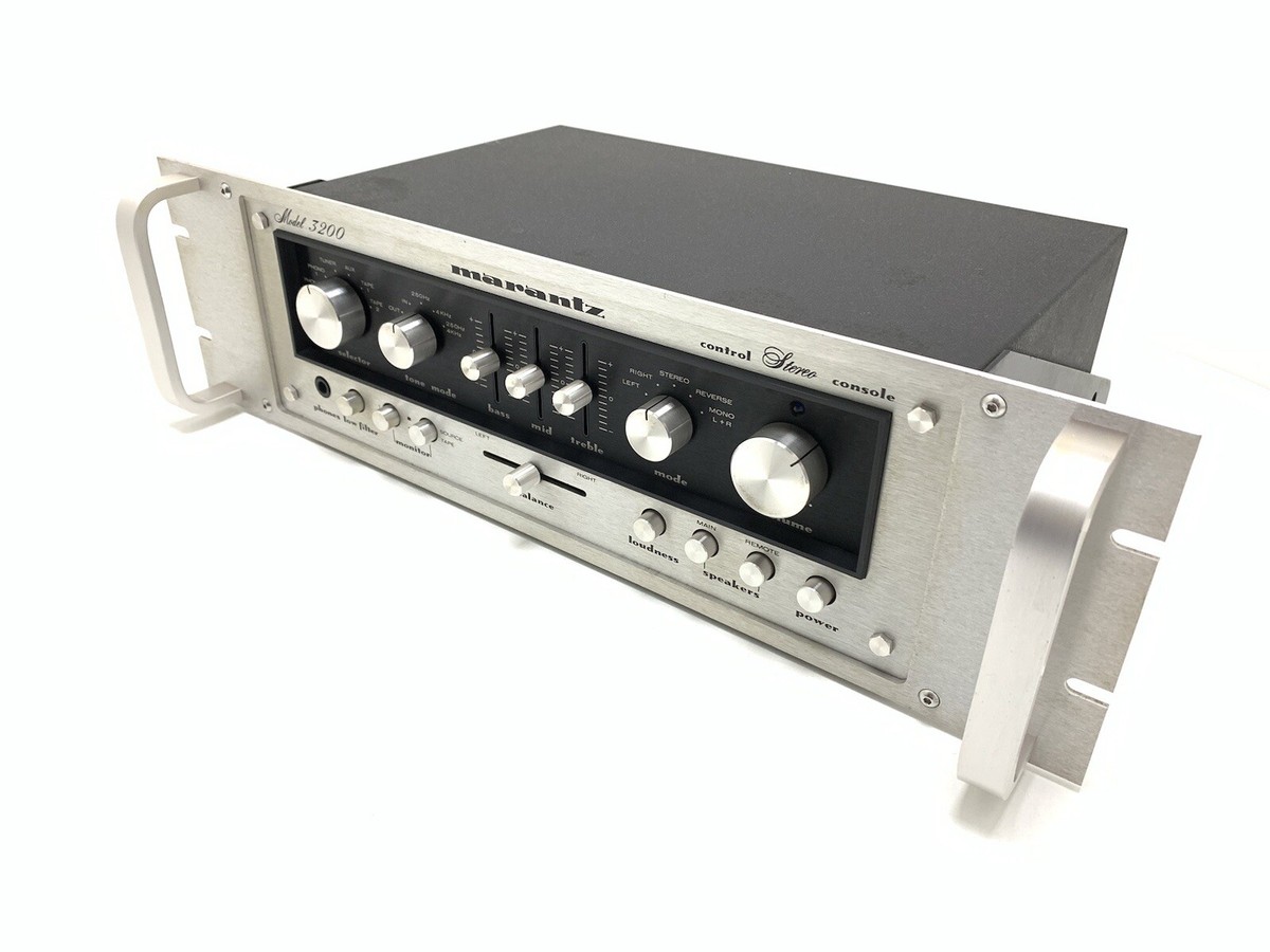 美品　marantz Model 3200 プリアンプ マランツ Marantz Model 3200 Rack 19
