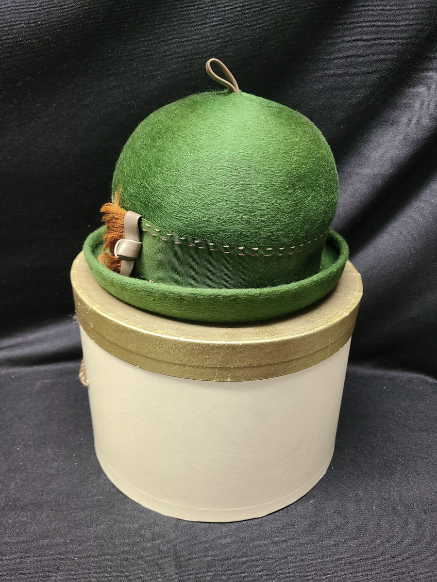 Vintage Mr. John Classic Soleil Green Wool Ladies Bowler Hat  display picture 2