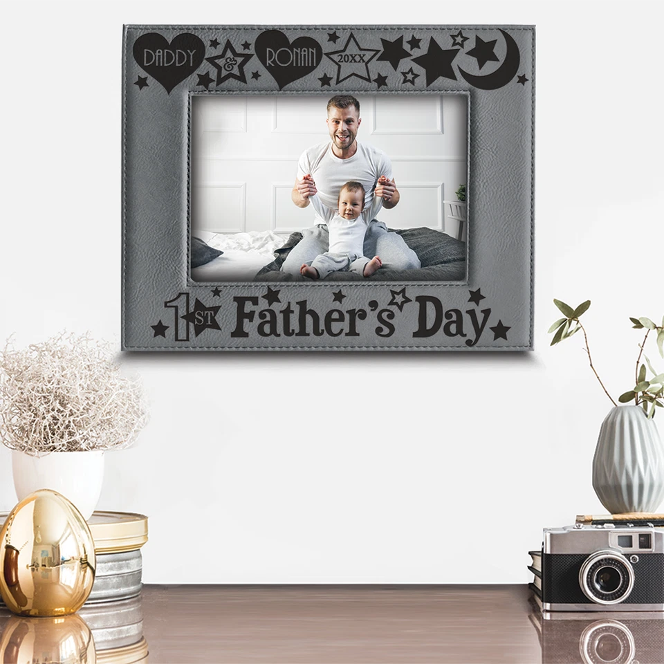 Marco de fotos grabado Bella Busta-primer día del padre-papá y yo personalizado Foto 3 de 4