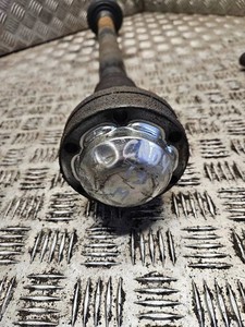 Volkswagen Caddy 2006 Antriebswelle vorne Diesel 77kW ESH7648