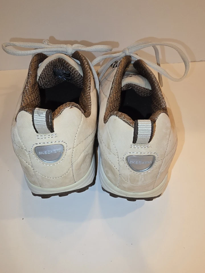 Zapatos Sketchers Shape Ups Talla 10 Beige Tostado Tonificantes para Caminar Fitness Gamuza para Mujer Foto 4 de 4