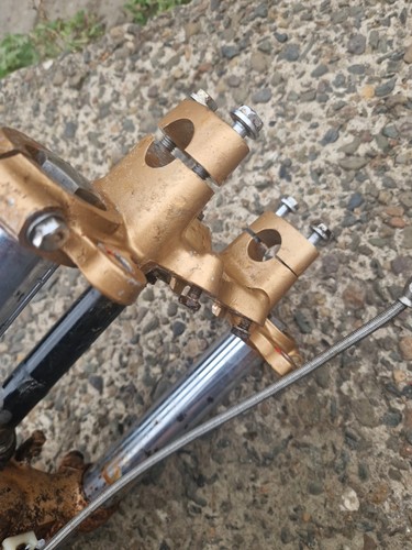 HONDA CB 550 /4 CB550 F 1976 - FORCELLE ANTERIORI COMPLETE GIOGHI PROTEZIONE FRENO RUOTA ECC - Foto 8 di 14