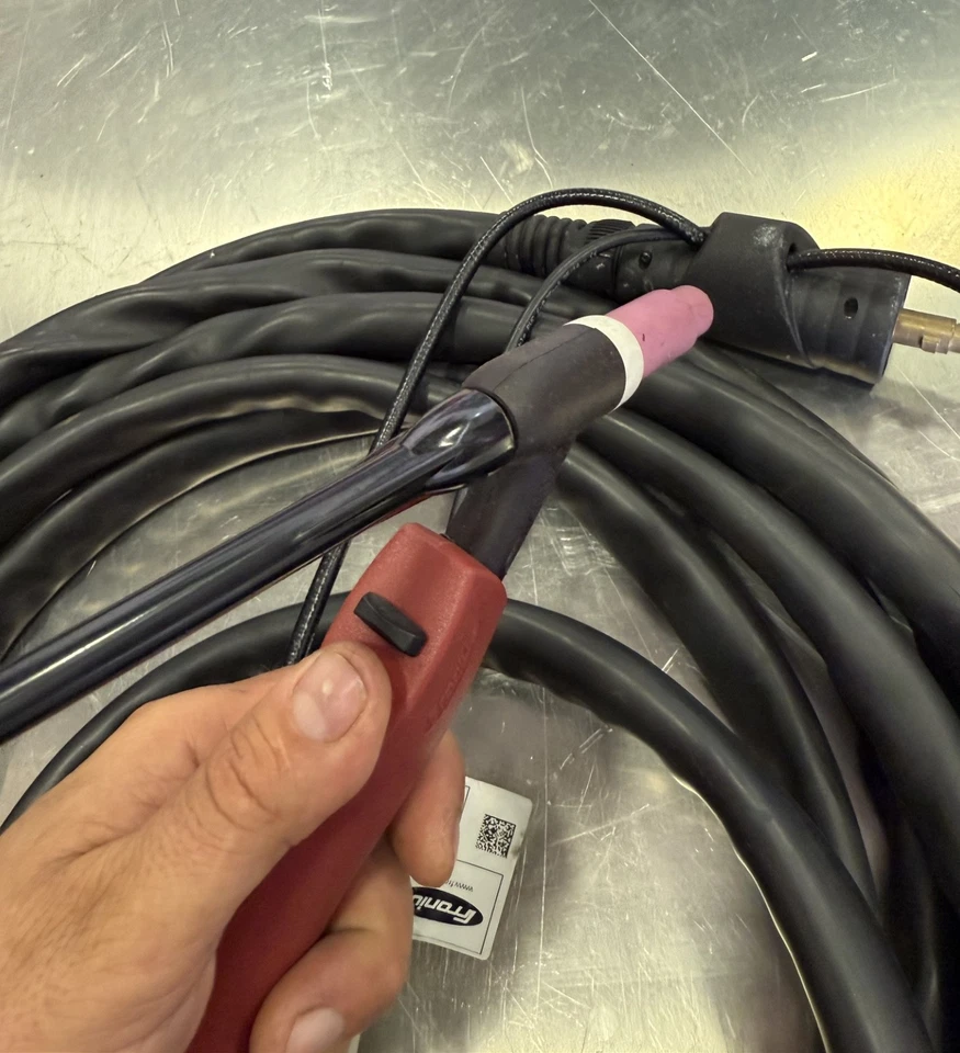 Antorcha Fronius TTW4000P F++ / 8m TIG - Refrigerada por agua - Apenas usada - Excelente Foto 3 de 4