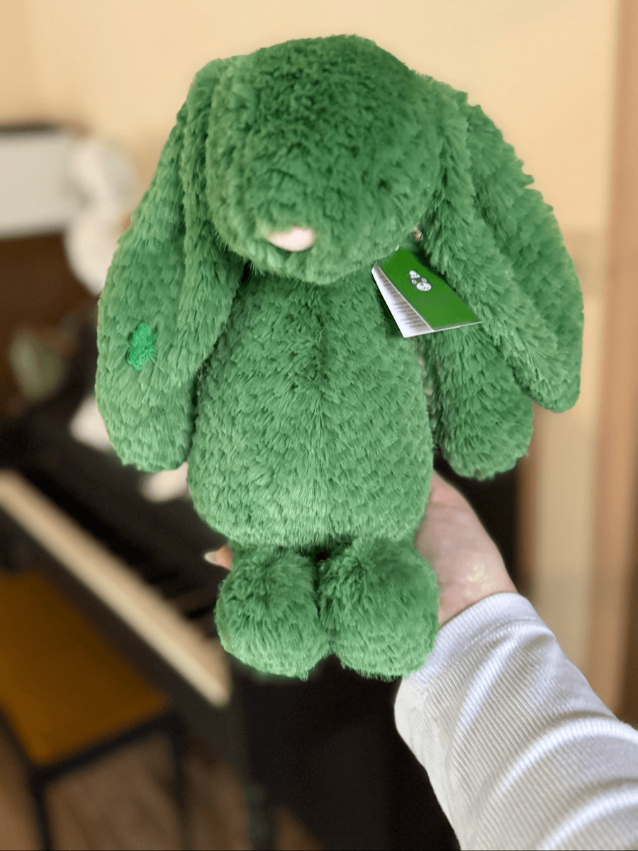 AUTHENTIC NWT Jellycat Blathnaid Green Bunny Original - Ireland