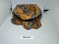 Reptile Magnetic Ledge With 5 Feeder Cups Small Desert