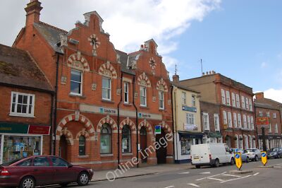 Photo 12x8 LloydsTSB and the Spread Eagle in Cornmarket, Thame  c2010