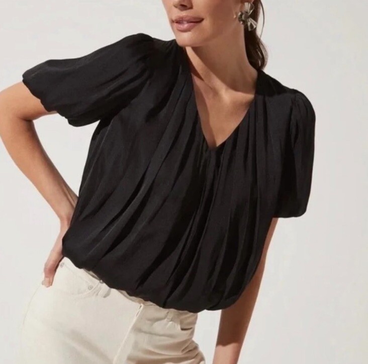 black bubble hem top