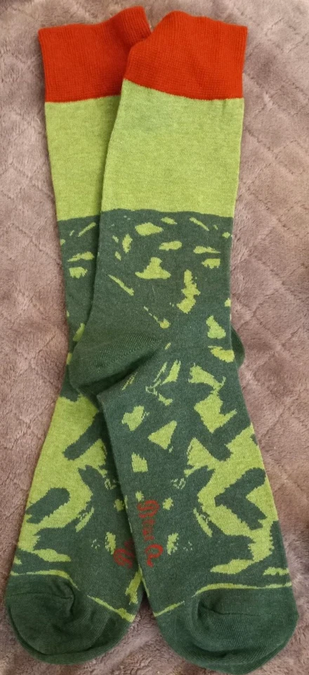 Blue Q Crew Socks Men's One SizeCombed Cotton Green Ain't No Bad Joke Like a Dad - Image 2 of 2