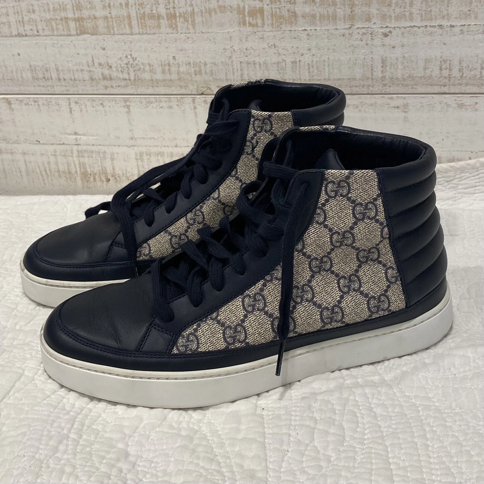 Baskets montantes homme Gucci bleu marine GG Supreme taille US 7