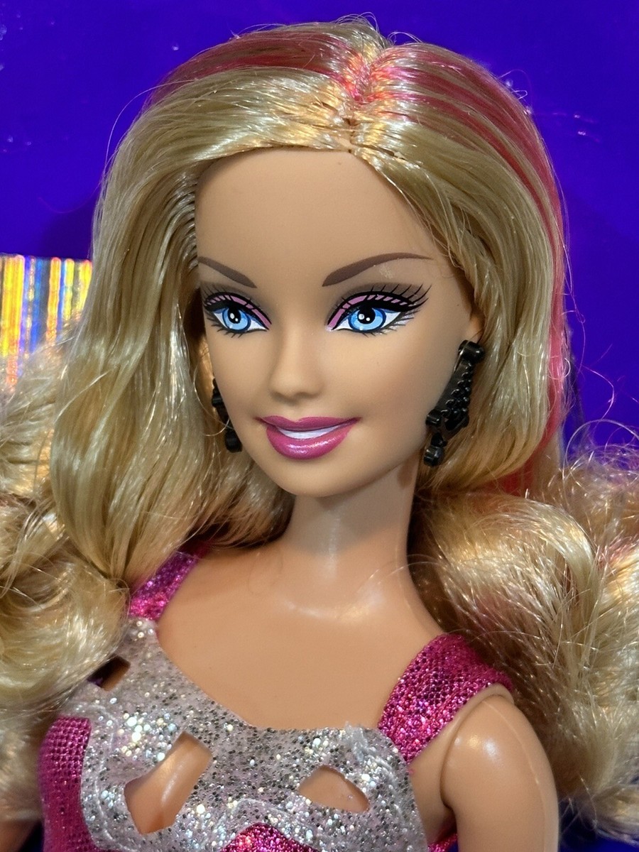 バービー　SASSY Barbie Fashionistas Sassy #R9882 (2009) - R9882 BarbiePedia
