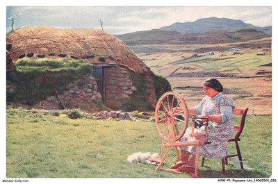 AOWP1-0014-UNITED KINGDOM - A crofter spins in skye - INVERNESS-SHIRE
