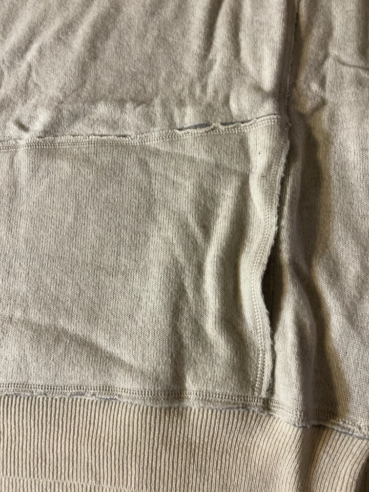 Moletom com capuz Diesel bege masculino com logotipo patch – Tamanho G com bolso - Imagem 2 de 4