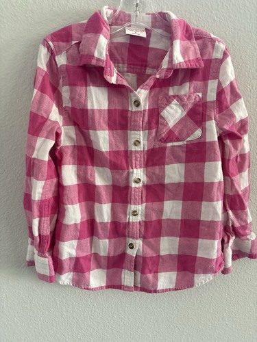 Lot of 3 girls hoodie, fleece pull over, And flannel shirt. Size 6. - Picture 6 of 7