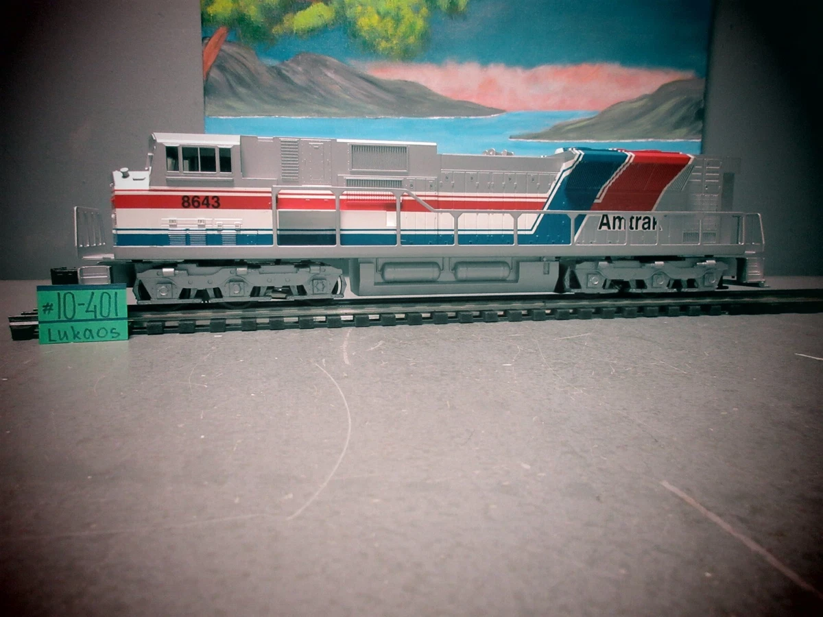 Williams 21808 Amtrak SD-90 Powered DIESEL Locomotive # 8643 O