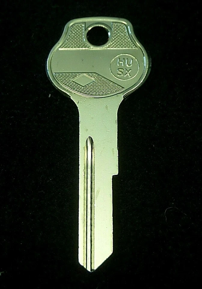 63Y BMW ISETTA, 700 ENCENDIDO 1956-65, 1600 2000 2002 puerta maletero llave en blanco 68-76 Foto 2 de 4