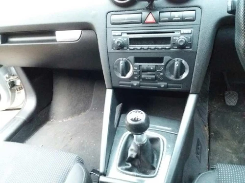 8P0858005B Consola Central para AUDI A3 SPORTBACK (8PA) 2.0 TDI Ambition 3502388 - Imagen 8 de 10