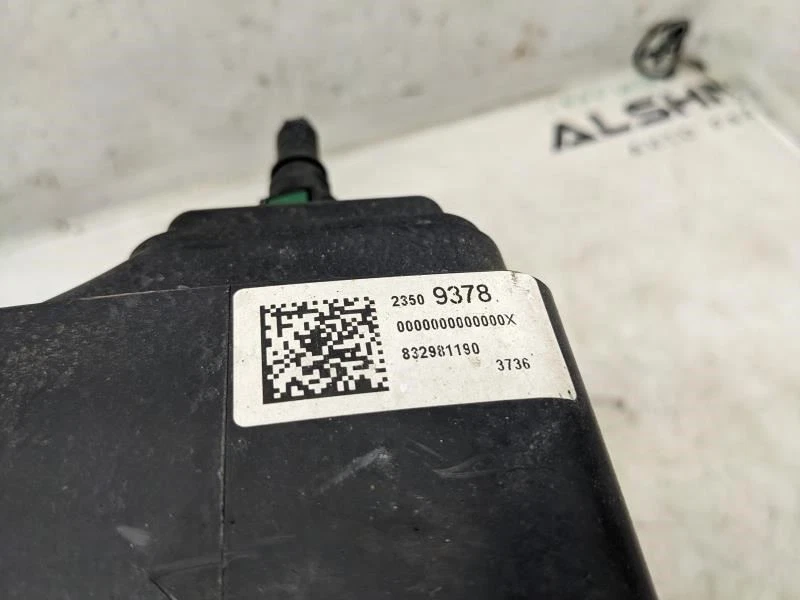 2017 GMC Acadia 3.6L Fuel Vapor Evaporator Emission Canister 23509378 OEM - Image 4 of 4