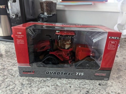 2024 ERTL 1:32 CASE IH STEIGER 715 QuadTrac *NIB*