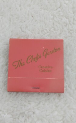The Chef s Garden Restaurant Matchbook Olde Naples Florida Matches Collectibles 