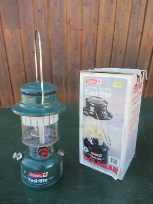 。Coleman コールマン　EASILITE Coleman (コールマン) ガソリンランタン 1987年2月製 325A