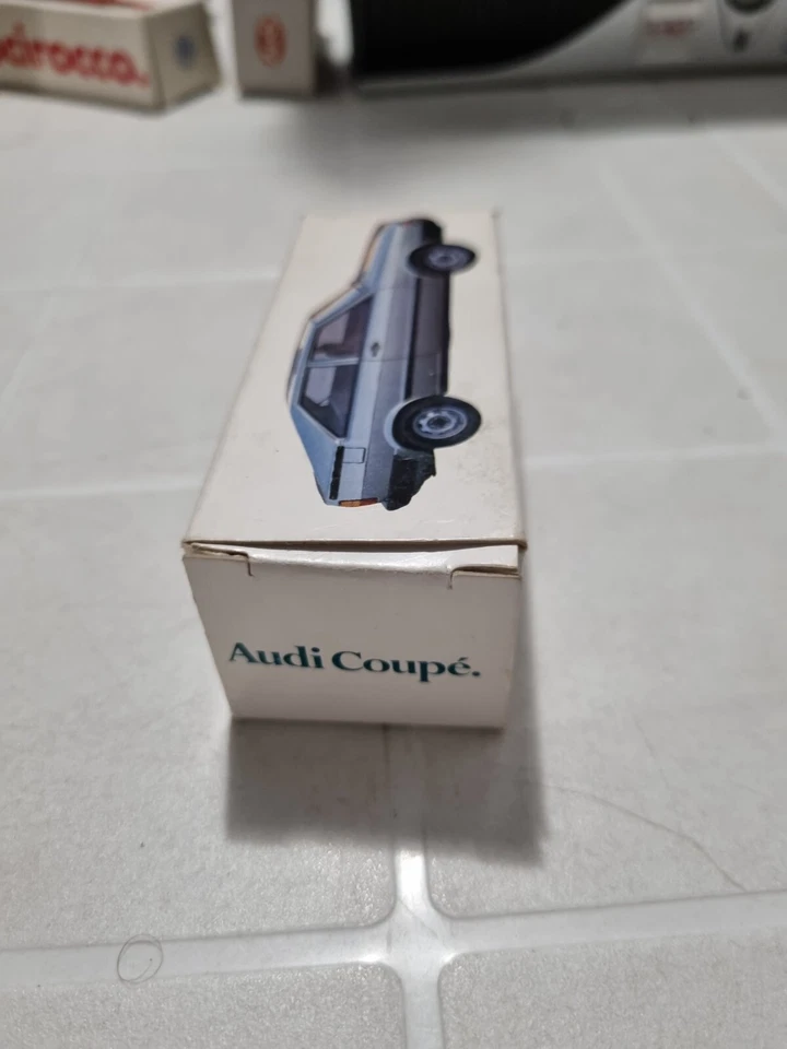 Conrad 1:43 Audi Coupè blue year 1984 ca. official perfect conditions - Immagine 4 di 4