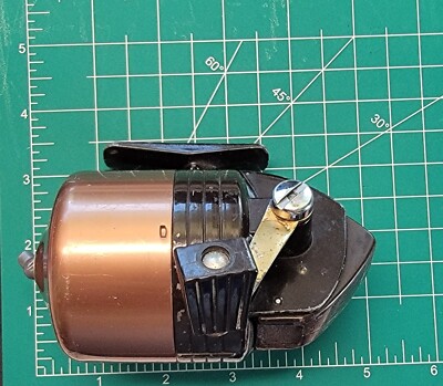 Vintage Heddon Scandia Mark IV Model 90 SpinCast SWEDEN Reel